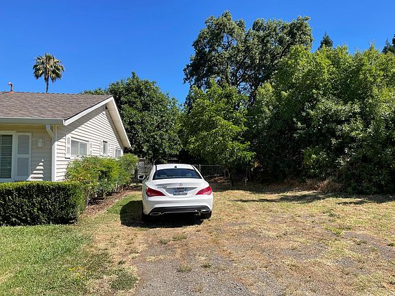 3rd image of 8841 Timm Ave
