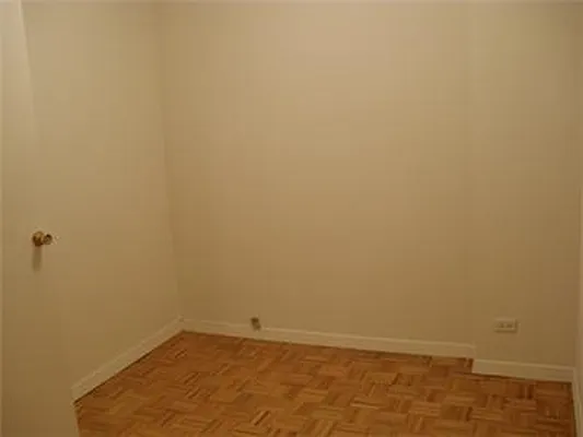 Rented by R New York | media 19