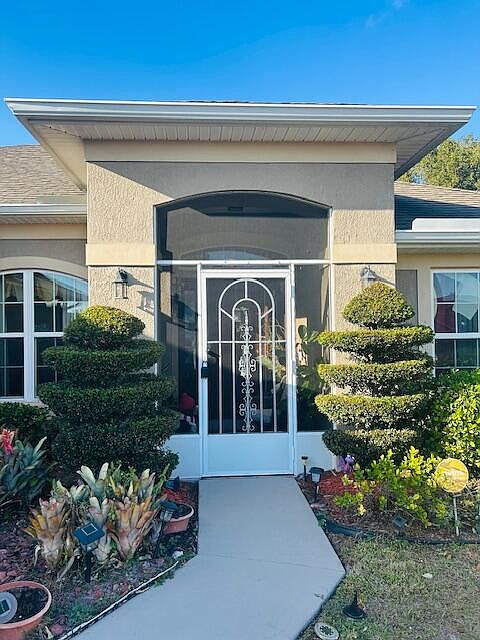 1st image of 221 SW Kestor Drive