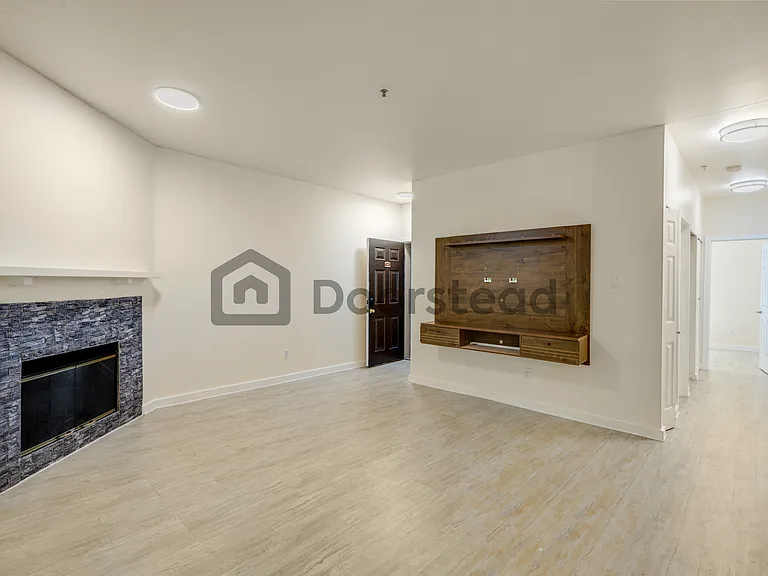 18930 Bothell Everett Hwy #H103 — Photo 9