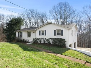 1843 Lake Rd, Greenbrier, TN 37073