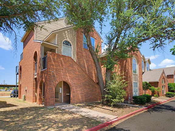 2nd image of 1318 Westheimer Rd APT 212