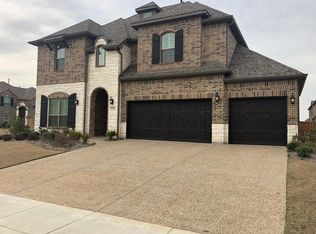 1020 Hummingbird Ct, Forney, TX 75126