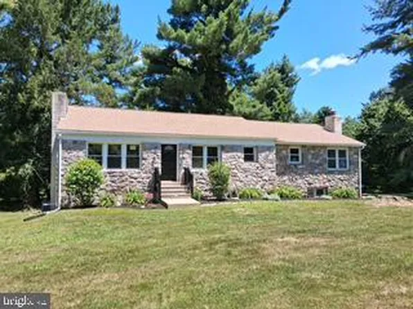 219 Stoney Run Rd, Spring City, PA 19475