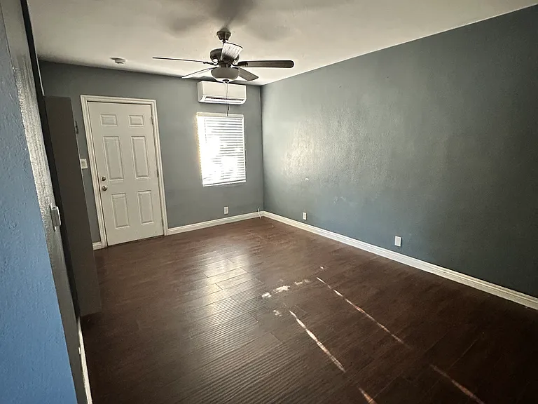 1056 S Townsend Ave #2 — Photo 7