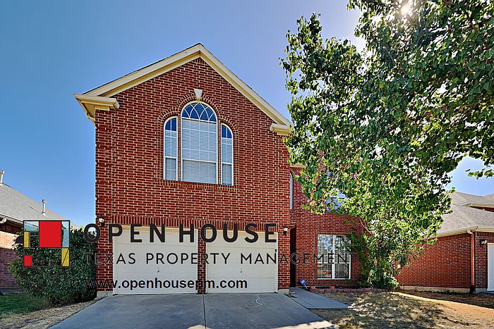 1st image of 4777 Parkmount Dr