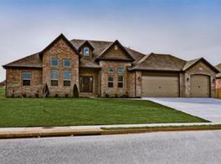 601 Quail Run, Springdale, AR 72762