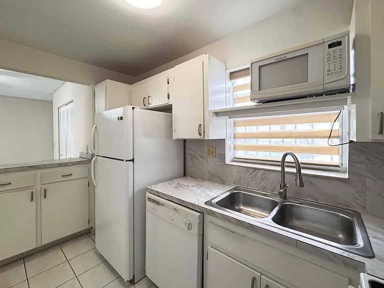8895 Fontainebleau Blvd #101 — Photo 14
