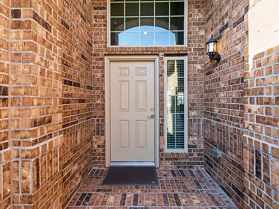 2nd image of 3734 Pantano Ct