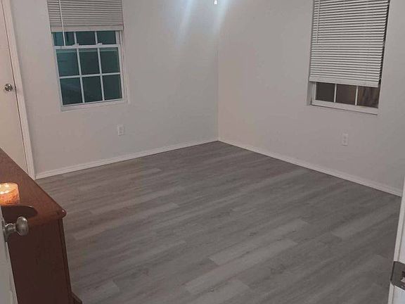 4th image of 205 E George Ave