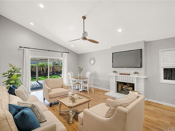 5th image of 28325 Simsalido Ave