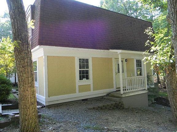 3rd image of 171 Passage Ln