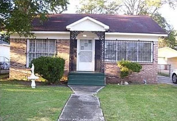 1st image of 287 Laurel Dr