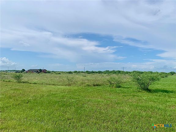 2nd image of 483 Shin Oak Rd