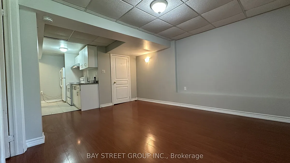 Building Photo - 73 Knotty Pine Dr #BASEMENT