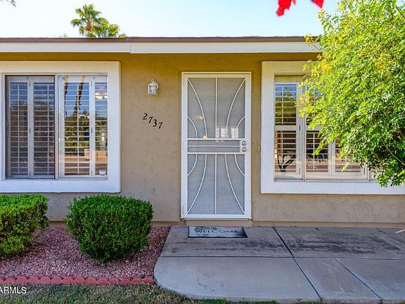 3rd image of 2737 E Michelle Dr