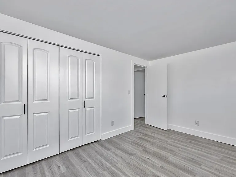 6314 Holbrook Dr — Photo 24