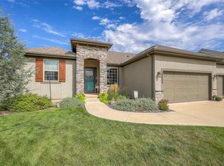 20009 Cooper St, Spring Hill, KS 66083