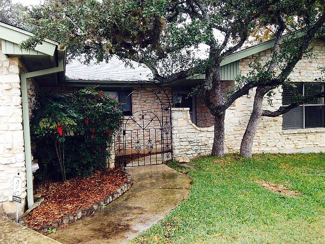 1st image of 158 Creekview Dr