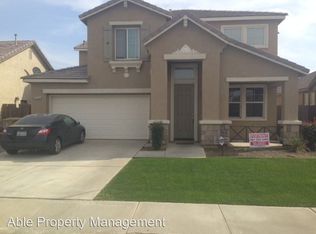 8736 High Ridge Dr, Bakersfield, CA 93313