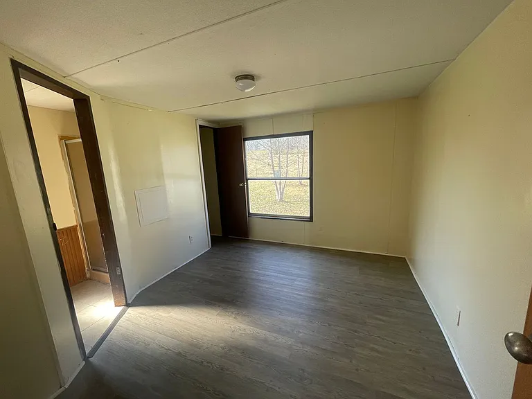11561 Rosebud Ln — Photo 7