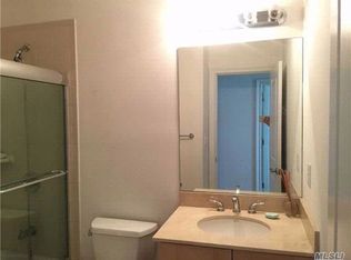 347 Park Cres #A, College Point, NY 11356