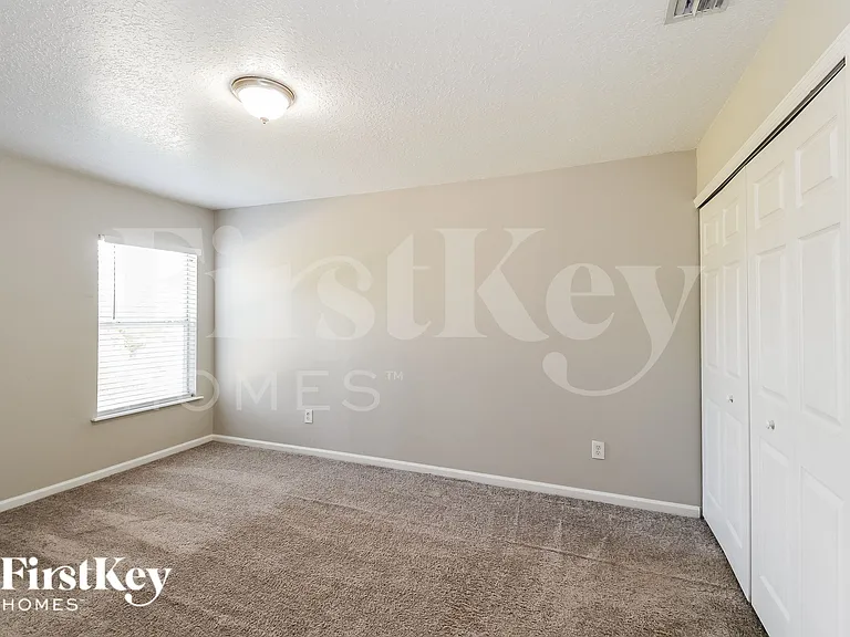 2163 Fresco Dr — Photo 11