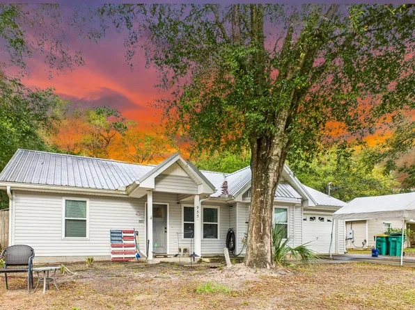 955 Valley Rd, Crestview, FL 32539