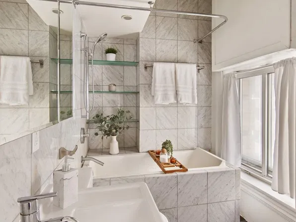 9 Murray Street image 12 of 12