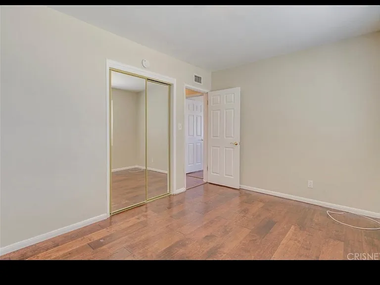 7913 Royer Ave — Photo 2