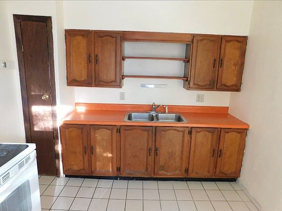 2nd image of 23 Gale Ave #6