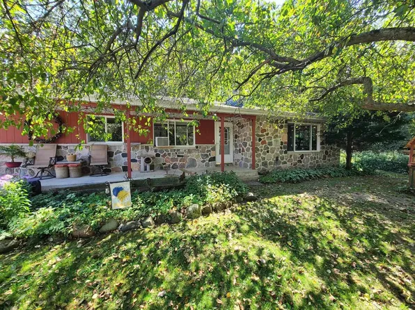 W2229 Golden Road, Dalton, WI 53926