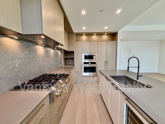 3rd image of 3352 Richter St #Townhouse 1