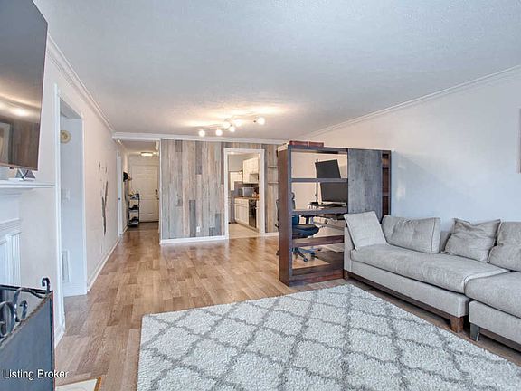 4th image of 1308 Donard Park Ave