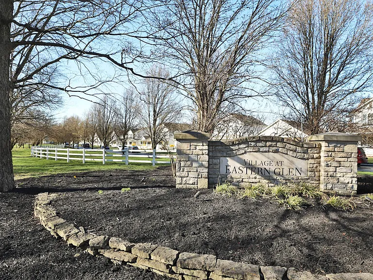 1803 Canopy Ln — Photo 37