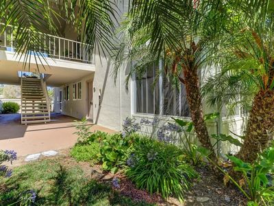 84 Calle Aragon UNIT H, Laguna Woods, CA, 92637