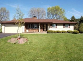 6512 Gina Ln, Deforest, WI 53532