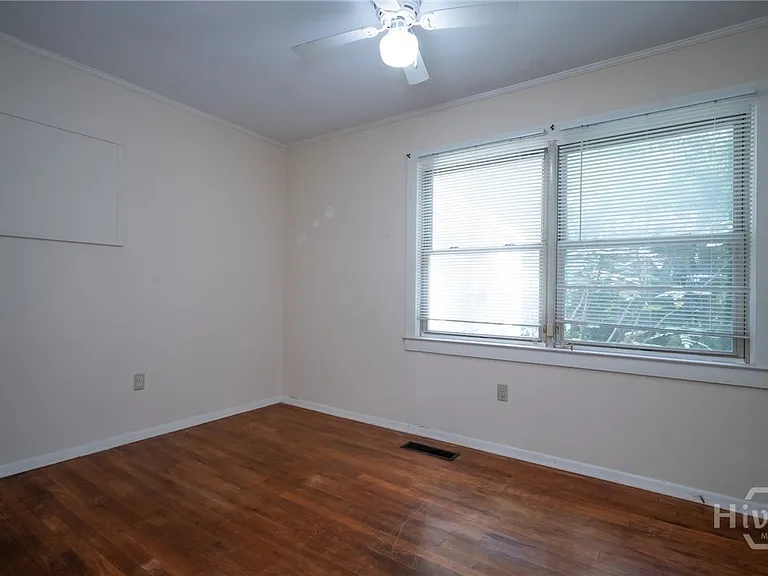 175 Habersham Way — Photo 28