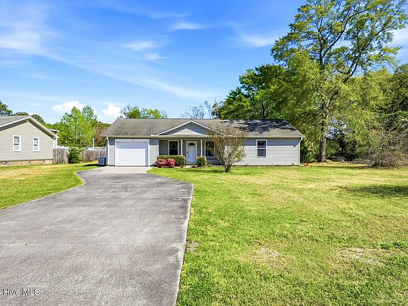 3rd image of 130 Fairview Road