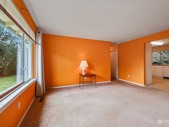 3rd image of 1500 Miller Avenue NE