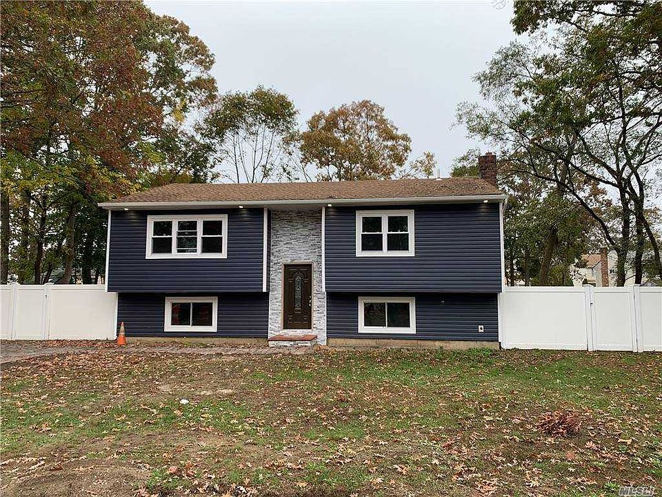 1st image of 137 42nd St
