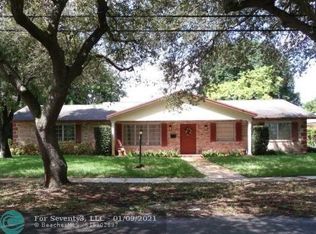5641 SW 13th St, Plantation, FL 33317