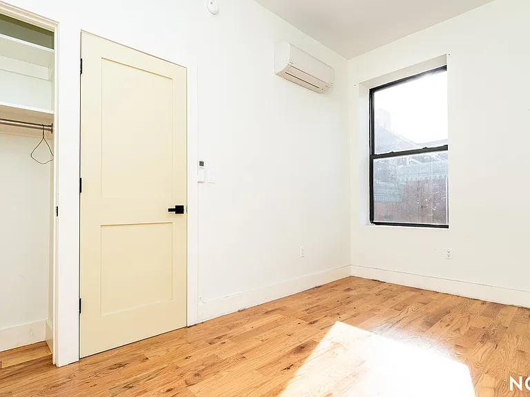 57 Grove St #2B — Photo 10