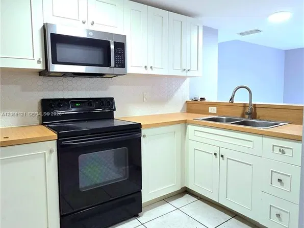 328 NW 12th Ave APT 12, Miami, FL 33128