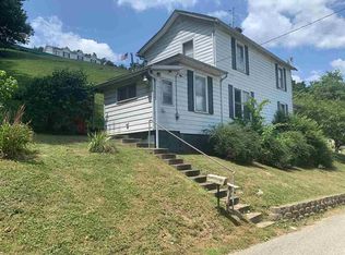2502 Huckleberry St, Catlettsburg, KY 41129