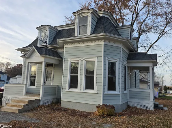 710 Clay St, Brooklyn, IA 52211