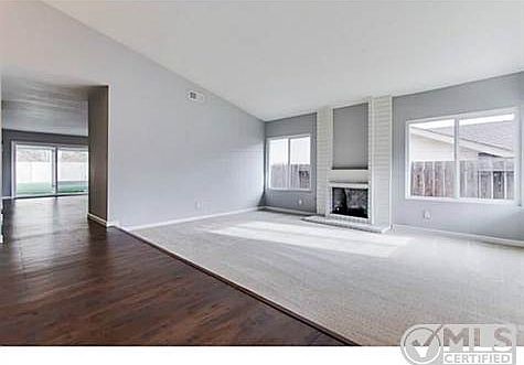 2nd image of 1728 Woodbine Pl