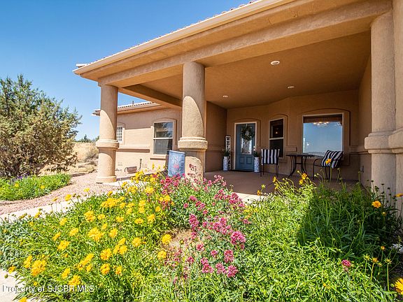 3rd image of 6023 Club House Dr