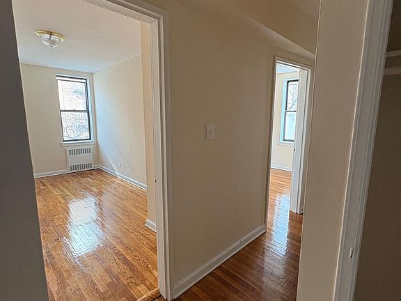 4th image of 84-40 Daniels St #A