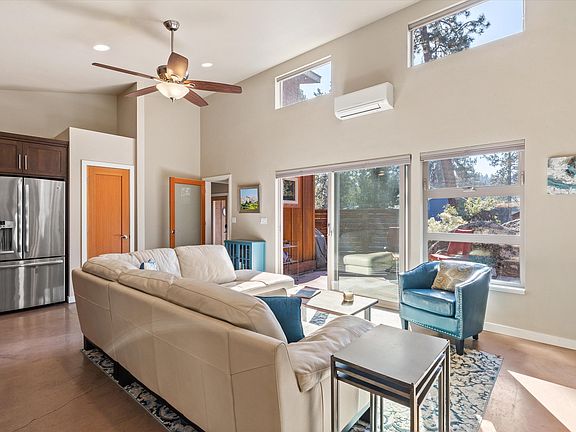 4th image of 19946 Alderwood Cir #1 & 2